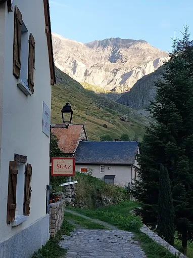 Vue sur le cirque de Troumouse depuis l'auberge